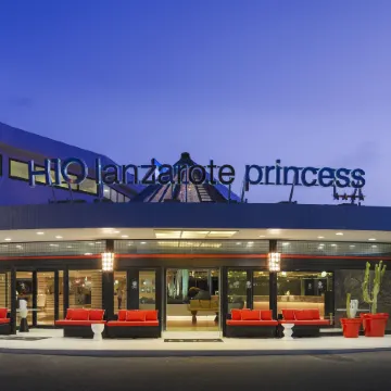 H10 Lanzarote Princess Отели рядом с достопримечательностью «Пляж Фламинго»