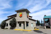 Super 8 by Wyndham Medicine Hat AB Hôtels à proximité de : Monarch Theatre