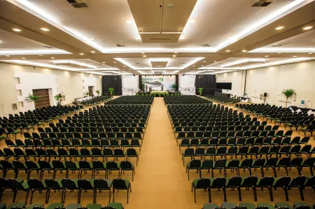 Rafain Palace Hotel & Convention Center