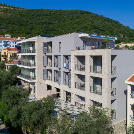Hotel Eleven