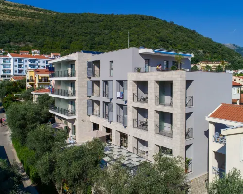 Hotel Eleven Hotels in Petrovac