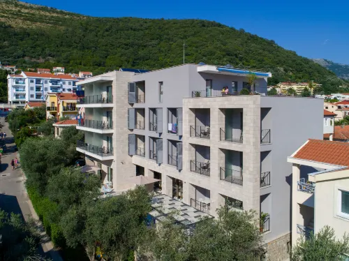 Hotel Eleven Hotels in Petrovac