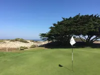 Sea Breeze Inn - Pacific Grove Hotels near Lovers Point