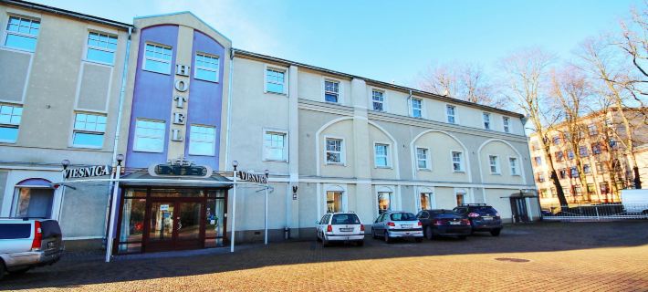 NB Hotel with Free Parking Các khách sạn ở Riga