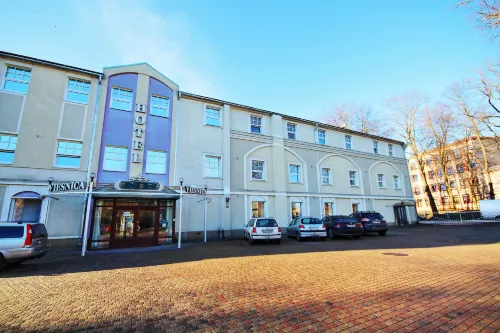 NB Hotel with Free Parking Các khách sạn ở Riga
