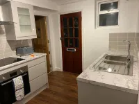 Charming 2-Bed Apartment in Brentwood Free Parking Hotel di Ongar