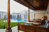 Old Tashkent Hotel & SPA - Rooftop Pools
