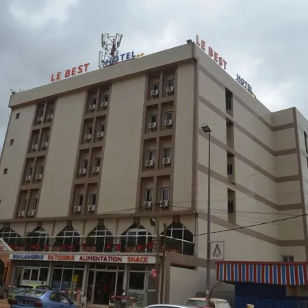 Le Best Hotel