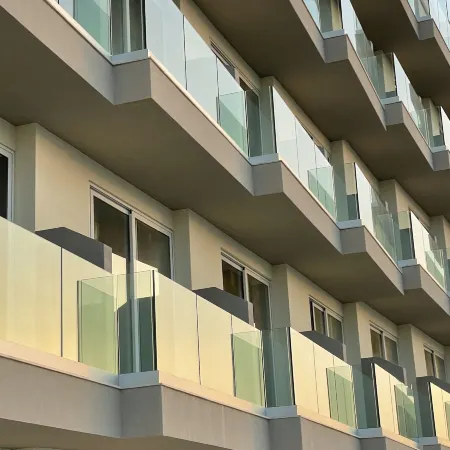 Hotel Viu57 Отели рядом с достопримечательностью «Пляж Голден-Бэй»