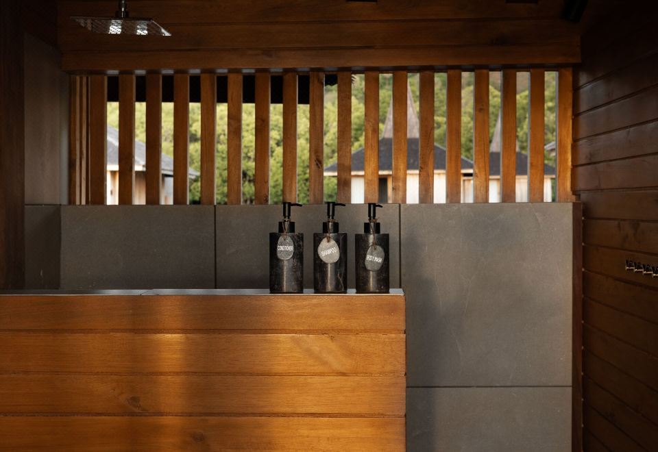 더 자야카르타 수영장