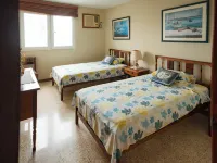 Apartment - Sleeps & Free Parking Hotels in Salinas