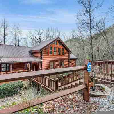 Round Top Way Cabin by Beyond Expectations Hotel Exterior