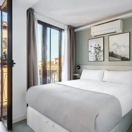 limehome Granada Calle Lopez Rubio