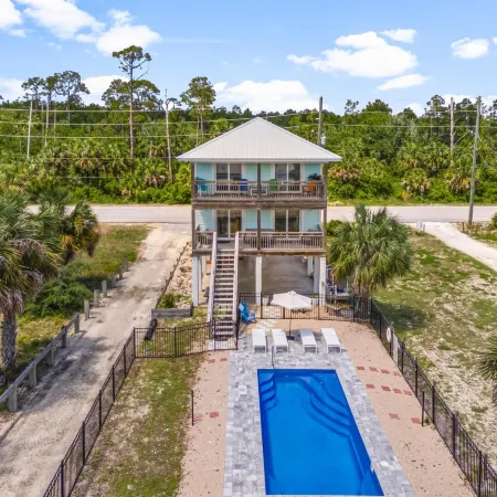 Pet Friendly Beach House - One Palm by Panhandle Getaways