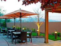 Courtyard Medford Airport Hotels near Rogue Valley International-Medford Airport