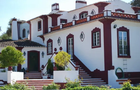 摩印荷多阿拉莫酒店