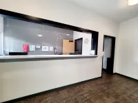 Executive House Suites Hotel & Conference Centre โรงแรมในไฮเลเวล