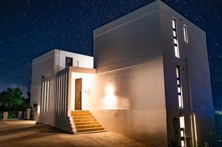 Sea Space Road Отели рядом с достопримечательностью «Okinawa Institute of Science and Technology»