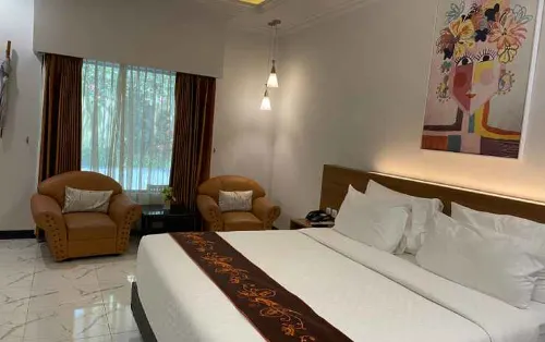 Insumo Palace Hotels & Resorts Hotels in Semen