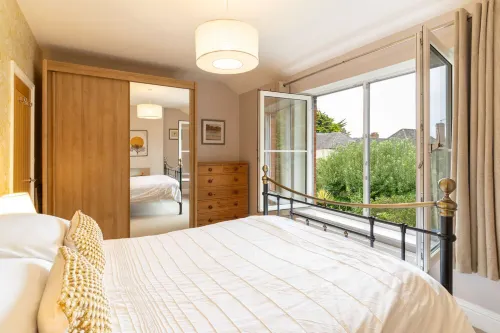 Host & Stay - Clearmount Cottage - balcony