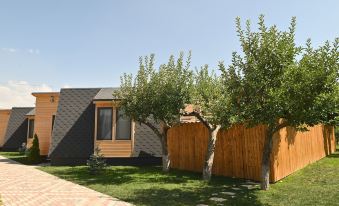 Hidden Garden Resort