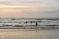 WET hotel - Beach
