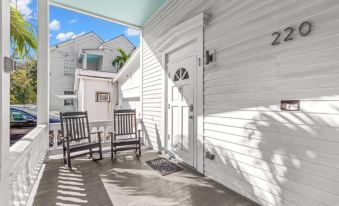 The Mesa House-Close to Duval!
