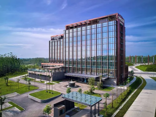 Swissotel Nusantara Hotels in Bukit Subur