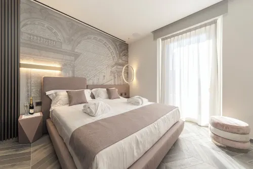 Tritone Luxury Suites Piazza del Popolo - Bed and Breakfasts
