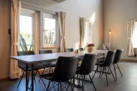 เดอะ ชาโต