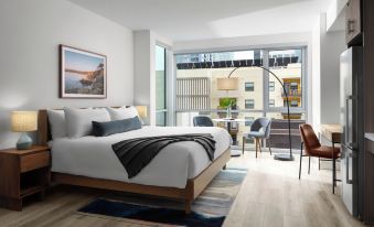 Sentral Gaslamp Quarter