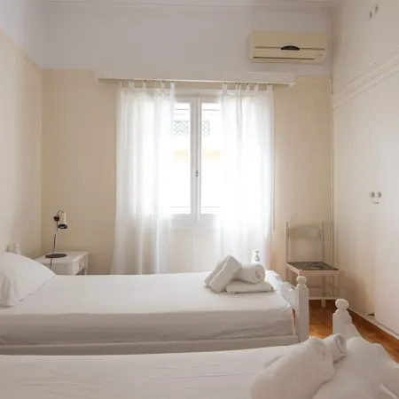 Cozy Apartment Next to Alimos Beach