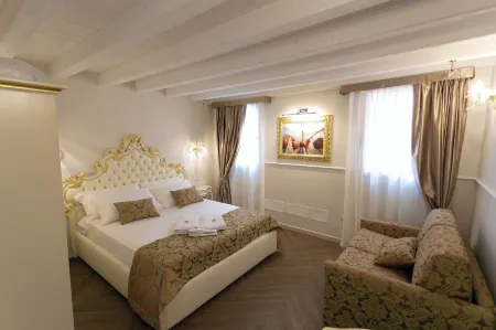 Ca' Vittoria Boutique House ApartSuite Chioggia Отели рядом с достопримечательностью «Sabbia e Sale Feeling Beach»