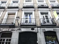 Hola Rooms Hotels near Plaza Mayor