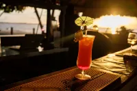 Aquarius on the Beach - bar