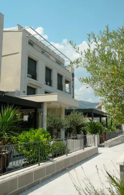 Dimitris Residence Hotel di 