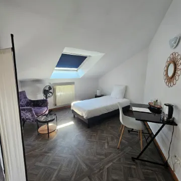 Enjoy Garden Отели в г. Вьерзон