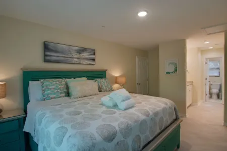 Spacious Condo in the Heart of Hilton Head Отели в г. Хилтон-Хед-Айленд