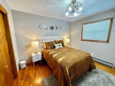 Everything You Need Hotels near The Chippewa Store