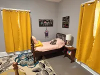 Historical riverfront home in beautiful LeClaire. Kid and pet friendly! Hotels in Le Claire