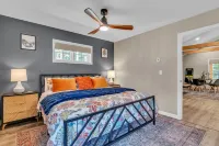 Experience Luxury & Adventure: New 2BR/Loft Near Burke Ski Mtn & Kingdom Trails!