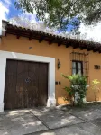 El Calvario Lofts Hotels in Santa Ana
