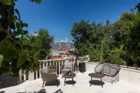 Apartments and Rooms Villa Naida