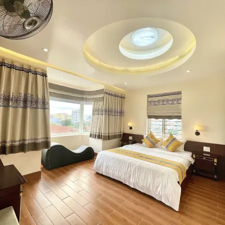 Libra Hotel