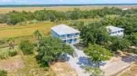 Pelican View Beach House - Private Beach!! Hotels near Mississippi Sandhill Crane National Wildlife Refuge Admin Building And Visitor Contact Station