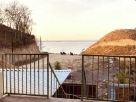 Ekas Beach View Villa Hotels in Pemongkong