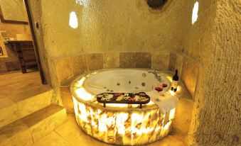 Ortahisar Cave Hotel