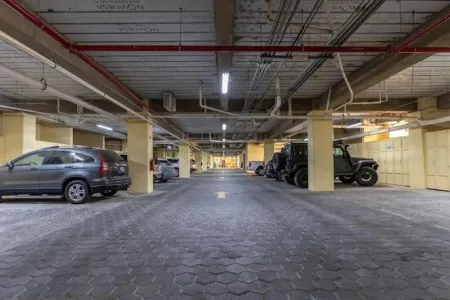 ANANA El Dorado 305 | Pool & Lake Views Отели рядом с достопримечательностью «Чапала»