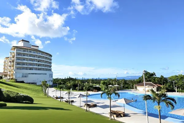 沖繩溫泉, 沖繩宇流麻全日空皇冠假日酒店