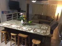 Charming 2bd/1ba downstairs unit with AC Hotels in Paia